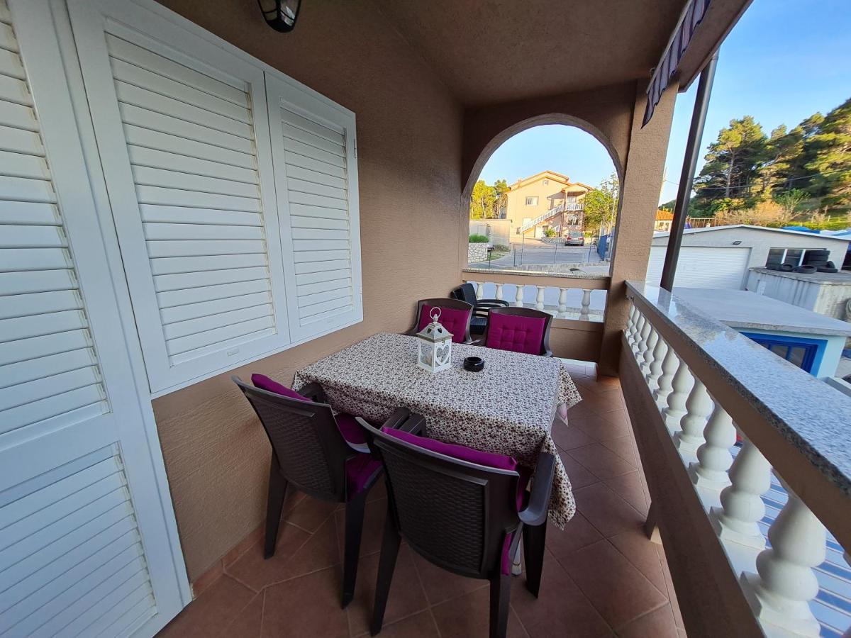 Apartments Nada Mundanije Екстер'єр фото