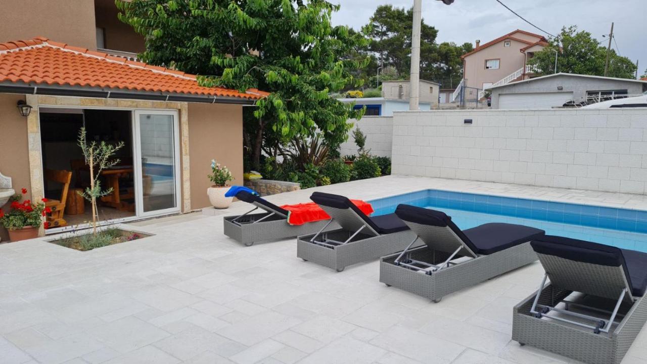 Apartments Nada Mundanije Екстер'єр фото