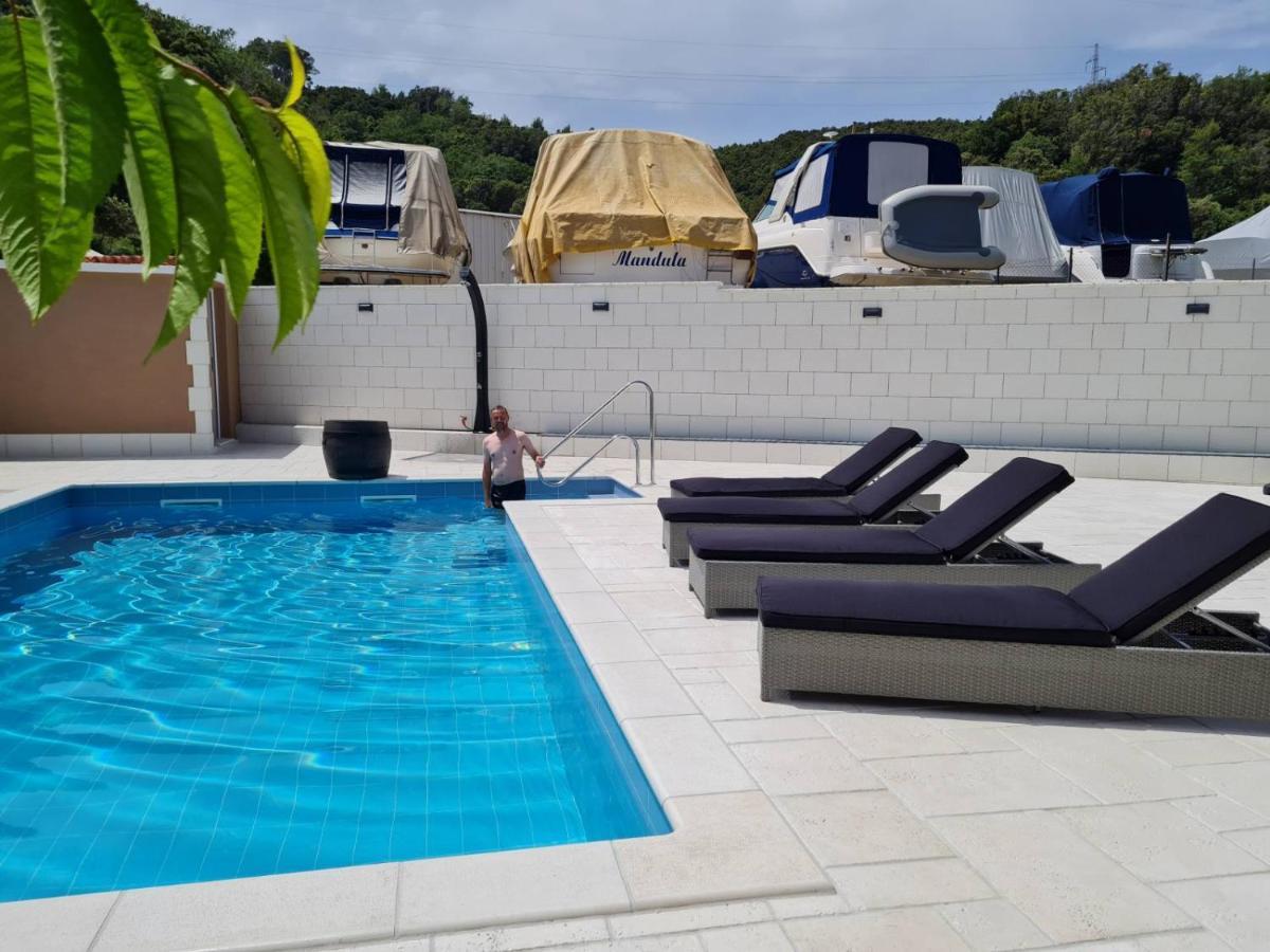 Apartments Nada Mundanije Екстер'єр фото