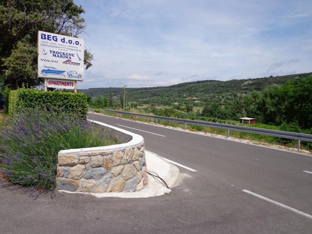 Apartments Nada Mundanije Екстер'єр фото